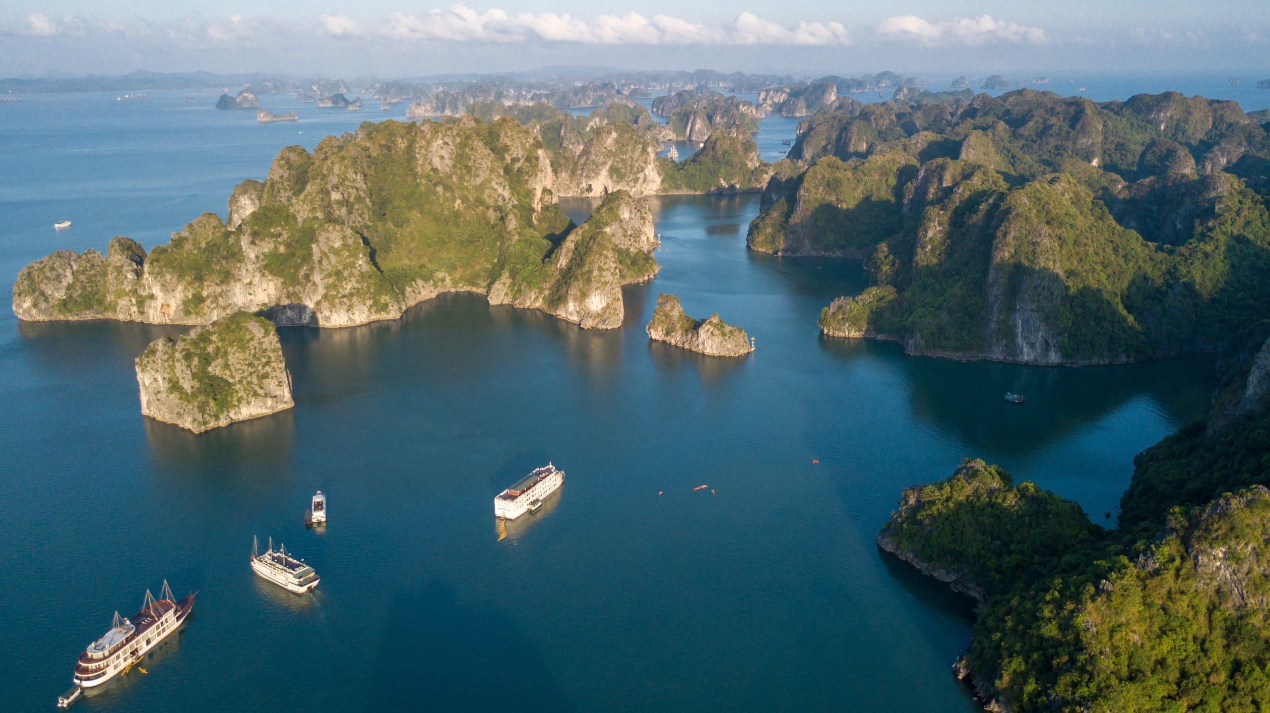 Halong Bucht ∙ Mit dem 5 Sterne Schiff durch das Weltkulturerbe ∙ Vietnam